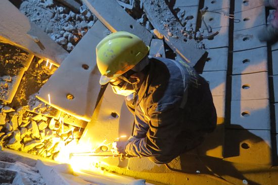 大修進(jìn)行時(shí)，這里有一群可愛的重山人......（二）