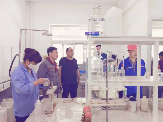 市、旗市場監(jiān)督管理局到魯蒙水泥進(jìn)行質(zhì)量檢查